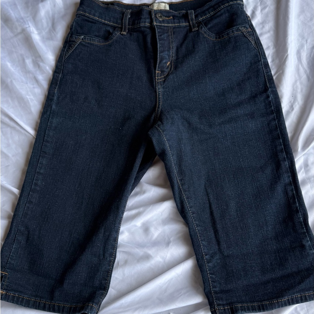 Levi's 512 Dark Blue Capris size 8